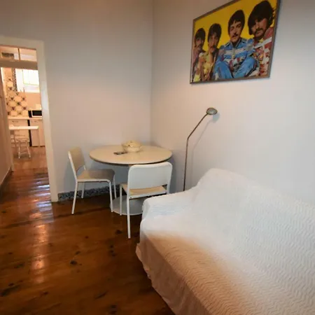 Apartamento T2 Sao Bento Ao Bairro Alto,