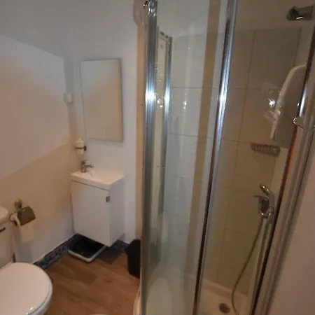 Апартаменты Apartamento T2 Sao Bento Ao Bairro Alto,