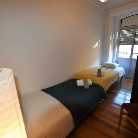 Apartamento T2 Sao Bento Ao Bairro Alto, *